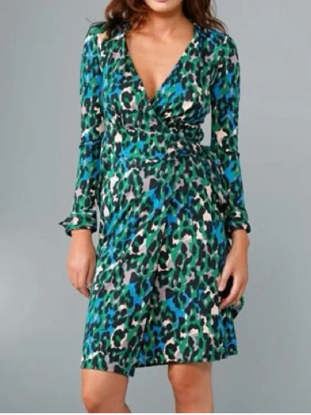 Vintage Y2K Diane Von Furstenberg 'Judy' 100% Silk Leopard Wrap Dress Size 8